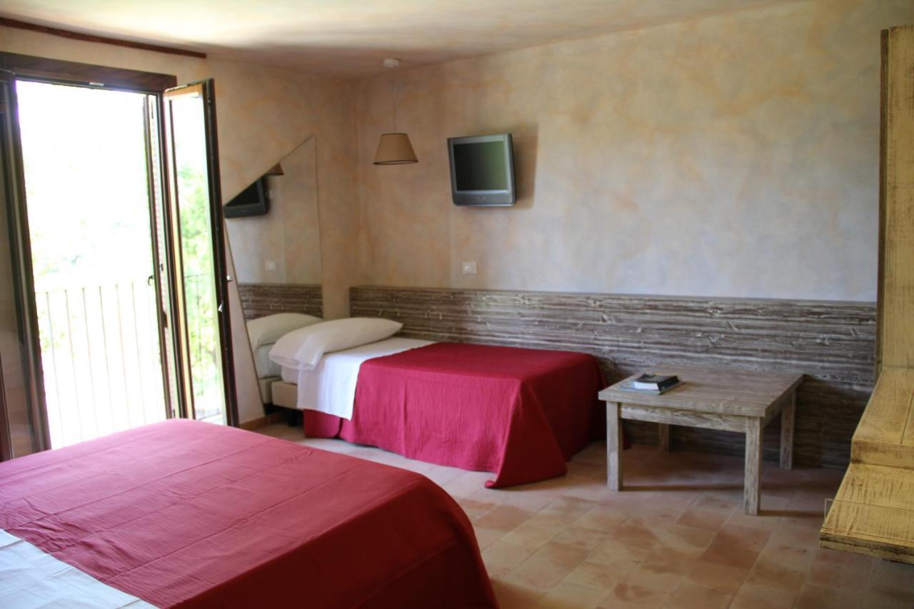 Tenuta Conte Ruggero Санта-Доменика Экстерьер фото