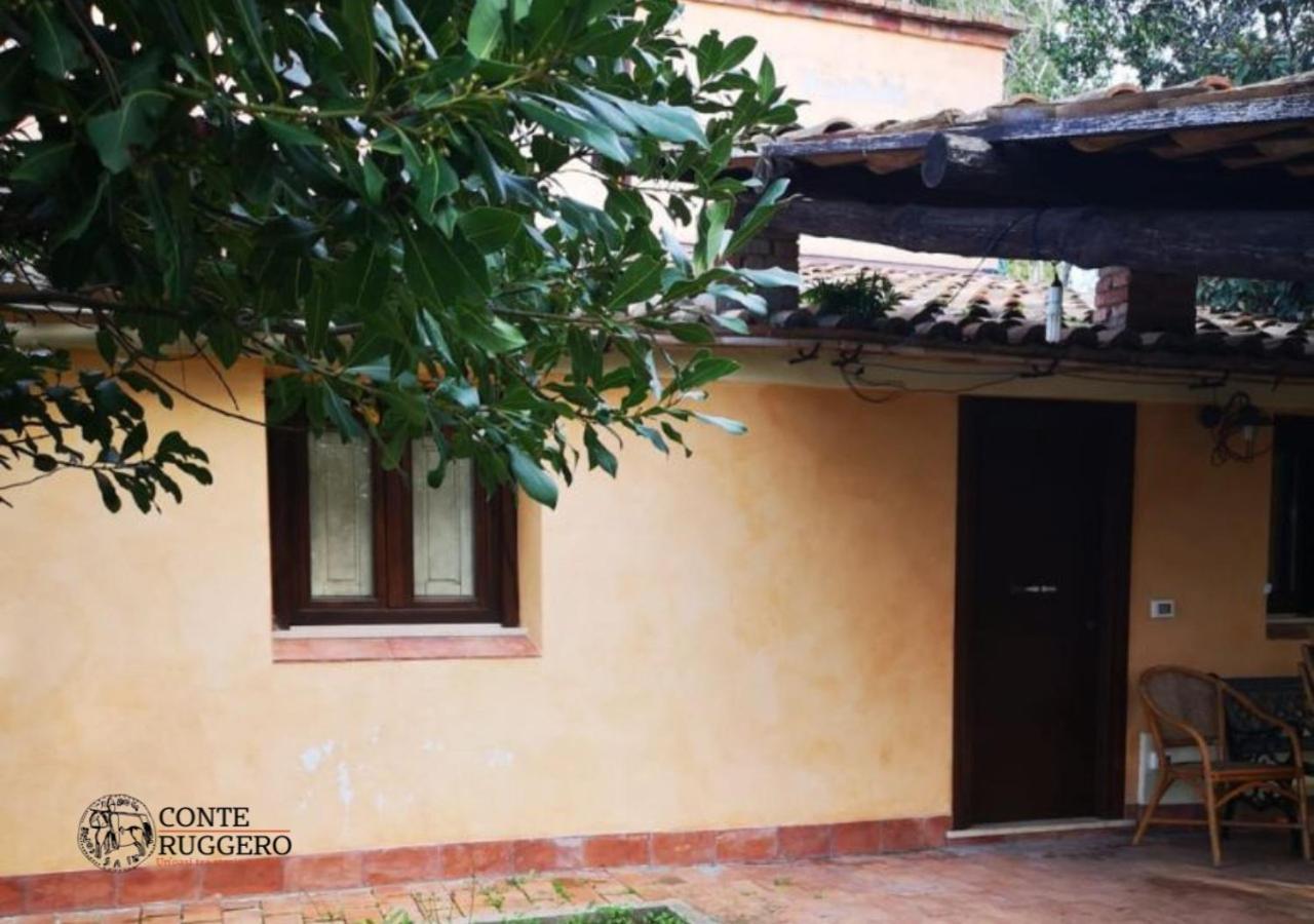 Tenuta Conte Ruggero Санта-Доменика Экстерьер фото