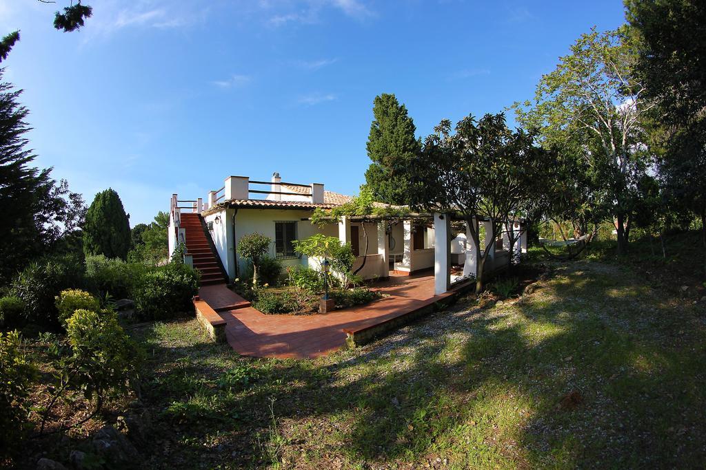 Tenuta Conte Ruggero Санта-Доменика Экстерьер фото